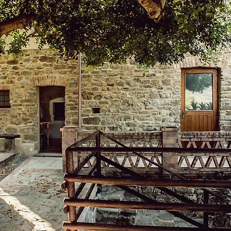 Casale I Cirillo Bed & Breakfast Rutino